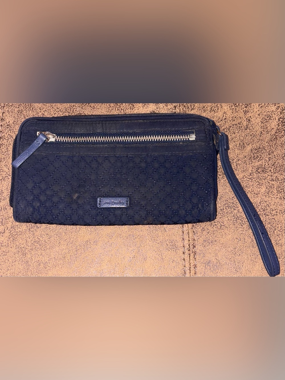 Vera Bradley Quilted RFID Wristlet - EUC - Navy